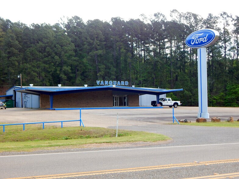 143 Texas Highway 49, Hughes Springs, TX à vendre - Photo de l’immeuble – Image 2 sur 20