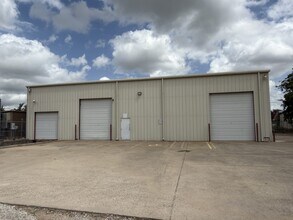 2125 W Sheridan Ave, Oklahoma City, OK à louer Photo de l’immeuble– Image 1 sur 11