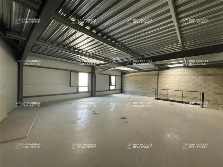 Local d’activités dans Grabels à louer - Photo intérieure – Image 2 sur 12