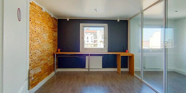 Plus de détails pour Bureau à louer