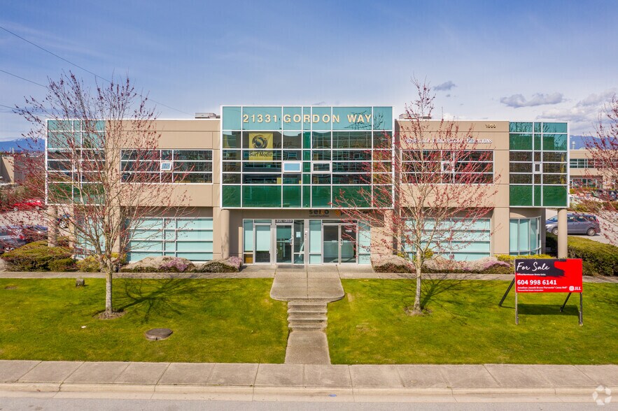 21331 Gordon Way, Richmond, BC à louer - Photo de l’immeuble – Image 3 sur 4