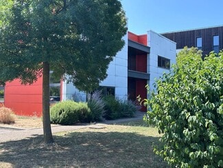 Plus de détails pour Allée Jacques Monod, Saint-Priest - Local d'activités à louer