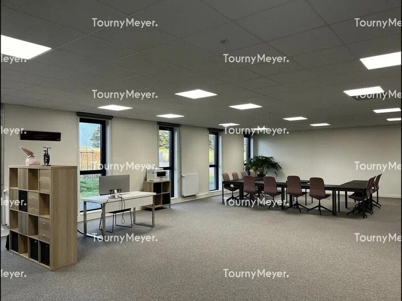 Bureau dans Thorigné-Fouillard à louer - Photo intérieure – Image 3 sur 5