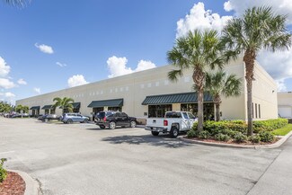 Plus de détails pour 7830 Drew Cir, Fort Myers, FL - Local d'activités à louer
