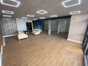 121-123 Barnes Hl, Birmingham à louer Photo intérieure– Image 1 sur 1