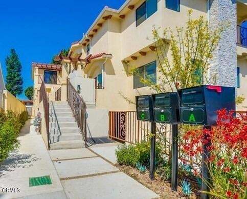 3837 Bentley Ave, Culver City, CA à vendre - Photo de l’immeuble – Image 2 sur 9