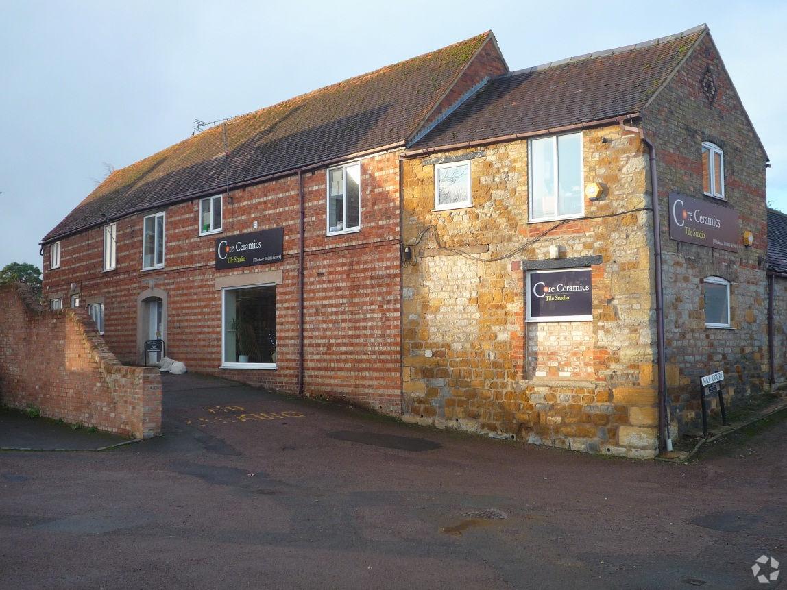 Mill St, Shipston On Stour à louer Photo principale– Image 1 sur 2