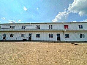 280 Maclennan Cres, Fort McMurray, AB à louer Photo intérieure– Image 2 sur 49