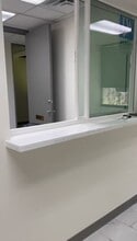 3707 Westcenter Dr, Houston, TX à louer - Vidéo sur l’annonce professionnelle
