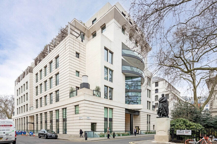 5-7 Carlton Gdns, Londres à vendre - Photo principale – Image 1 sur 4