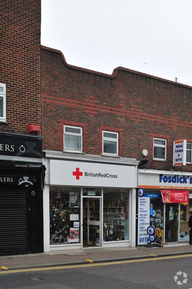 129 High St, Londres à louer - Photo de l’immeuble – Image 2 sur 13
