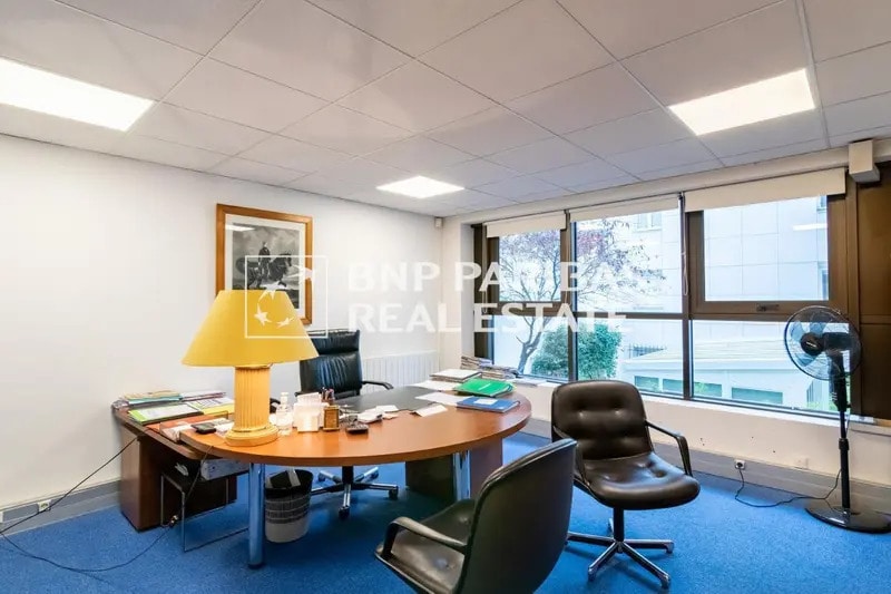 Bureau dans Levallois-Perret à vendre - Photo intérieure – Image 2 sur 12