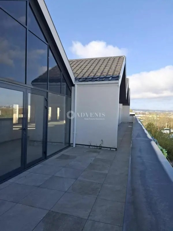 Plus de détails pour Bureau à vendre