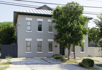 Plus de détails pour 811 El Monte Blvd, San Antonio, TX - Bureau à louer