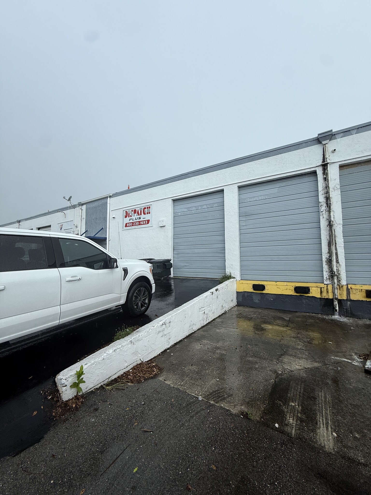 6146-6188 NW 74th Ave, Miami, FL à louer Photo intérieure– Image 1 sur 5