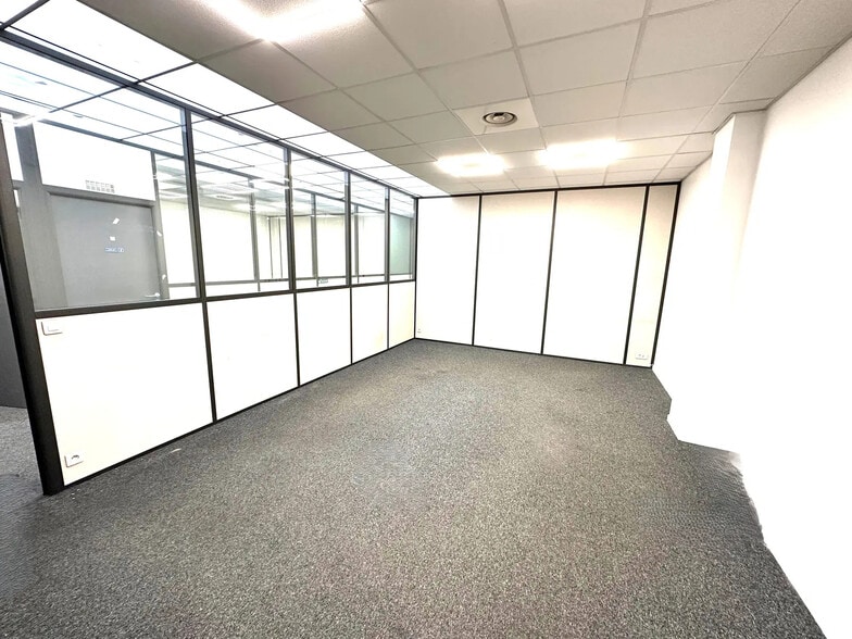 45 Rue Delizy, Pantin à louer - Photo de l’immeuble – Image 3 sur 7