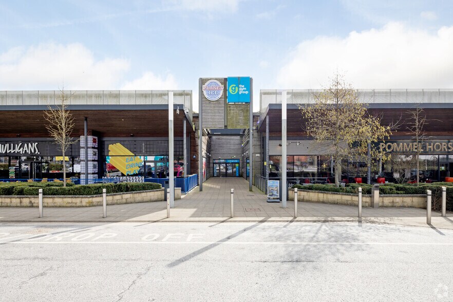 Jarman Way, Hemel Hempstead à louer - Photo de l’immeuble – Image 2 sur 2