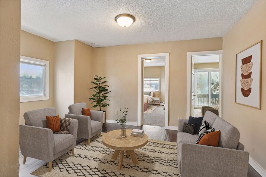 953 Desoto St, Saint Paul, MN à vendre - Photo intérieure – Image 3 sur 27