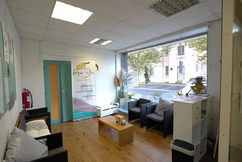 Local d'activités dans Lézignan-Corbières à vendre - Photo intérieure – Image 2 sur 8