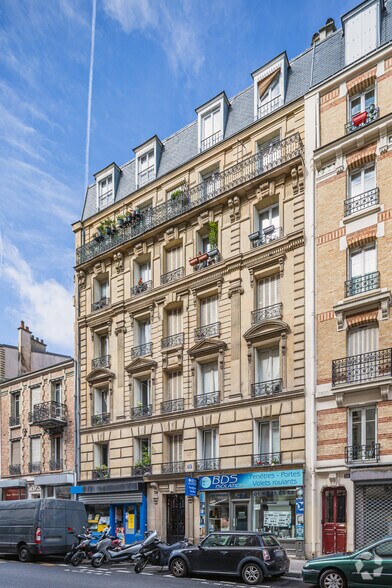 Local commercial dans Paris à louer - Photo principale – Image 1 sur 1