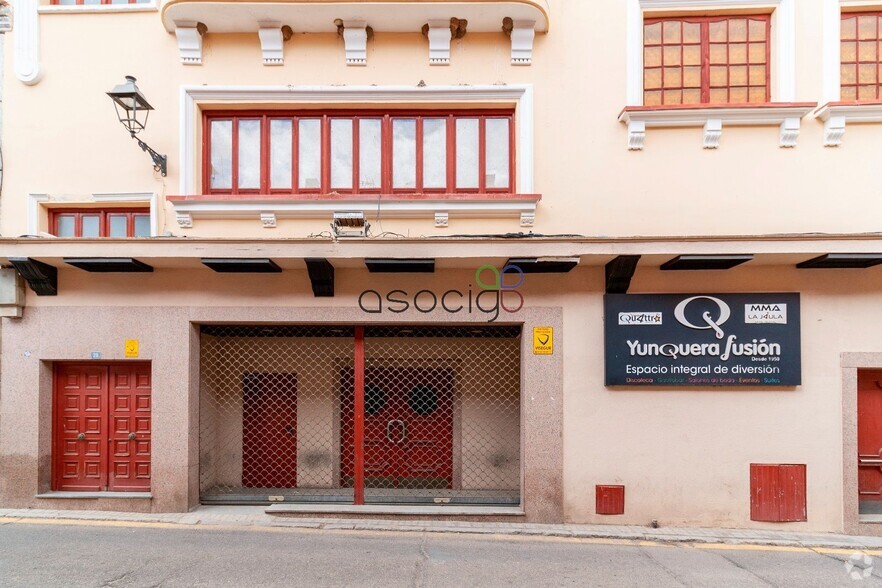 Local commercial dans Yunquera de Henares, Guadalajara à vendre - Photo de l’immeuble – Image 2 sur 34