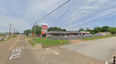 121 Whitley Ave, Henderson, TN à louer Photo intérieure– Image 1 sur 18