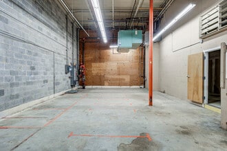 2002-2012 Lee Hwy, Bristol, VA à louer Photo intérieure– Image 2 sur 7