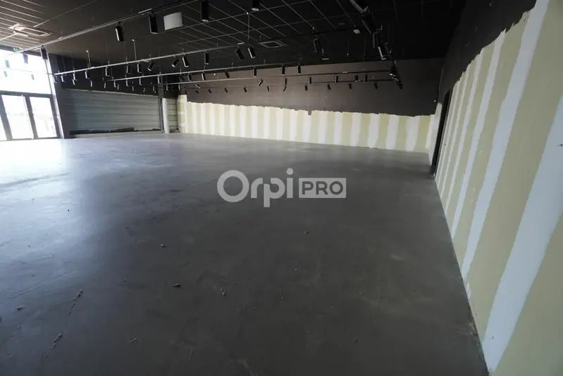 Local commercial dans Quetigny à louer - Photo intérieure – Image 3 sur 3