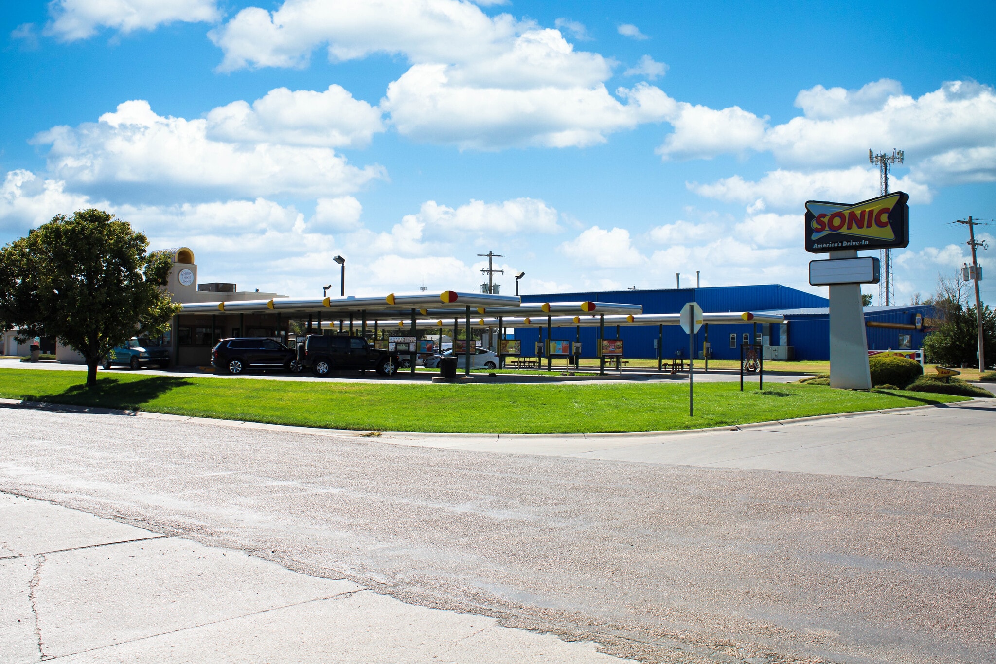 451 E Oklahoma Ave, Ulysses, KS à vendre Photo principale– Image 1 sur 11