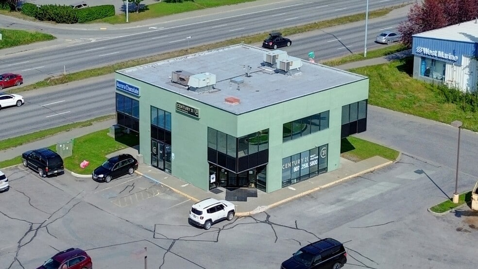 300 E Dimond Blvd, Anchorage, AK à louer - Photo de l’immeuble – Image 3 sur 5