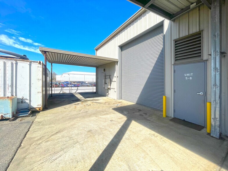459 Hester St, San Leandro, CA à louer - Photo de l’immeuble – Image 2 sur 19
