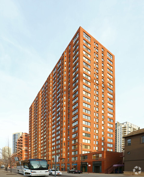 320 W Illinois St, Chicago, IL à louer - Photo de l’immeuble – Image 3 sur 18