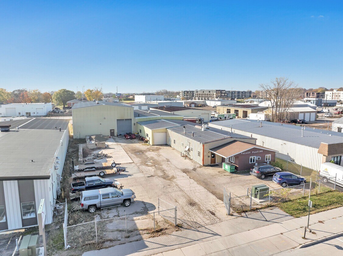 729 Mike McCarthy Way, Green Bay, WI à vendre Photo principale– Image 1 sur 4