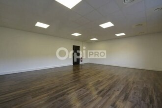 Bureau dans Marcilly-d'Azergues à louer Photo intérieure– Image 2 sur 2