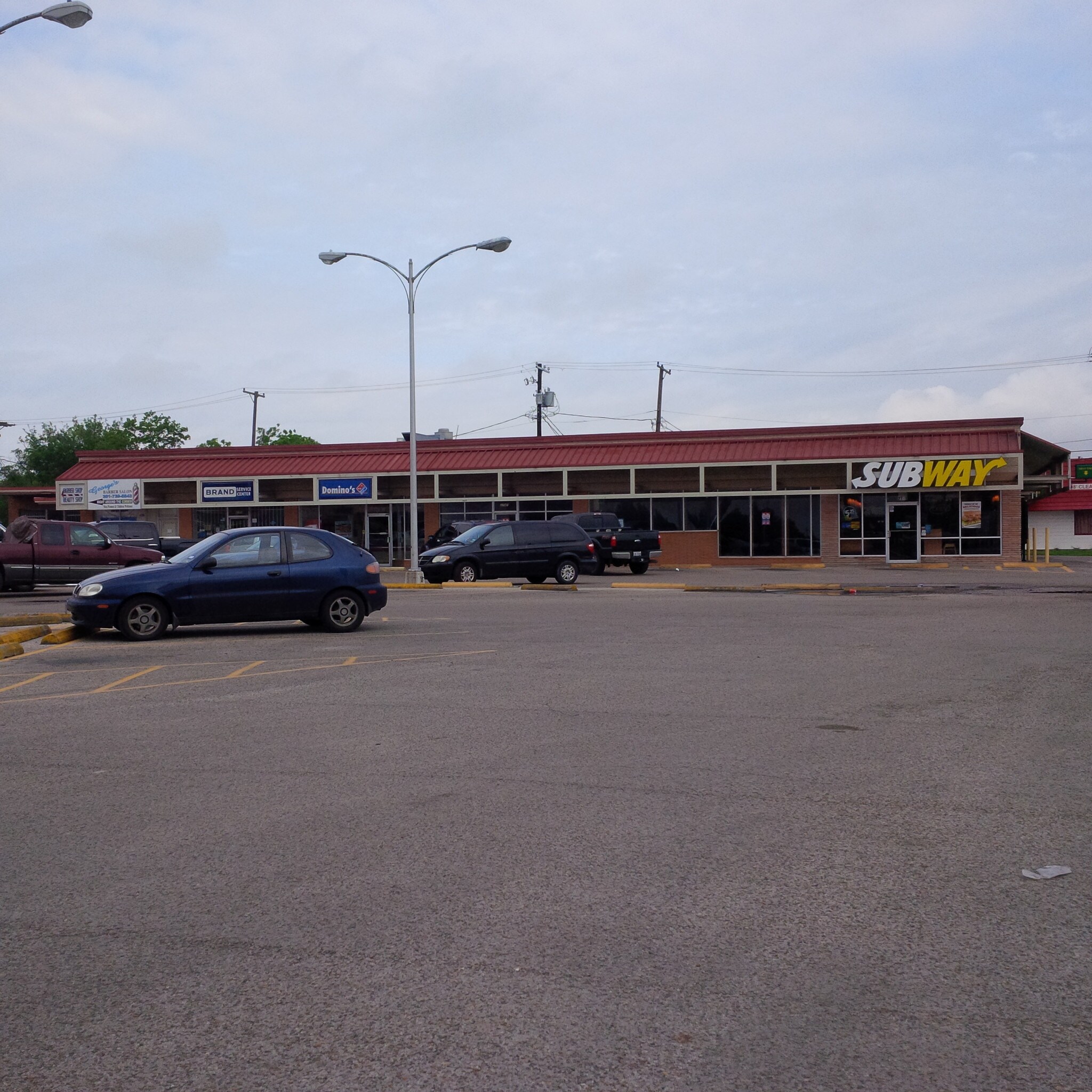 2700-2777 S Staples St, Corpus Christi, TX à louer Photo de l’immeuble– Image 1 sur 9