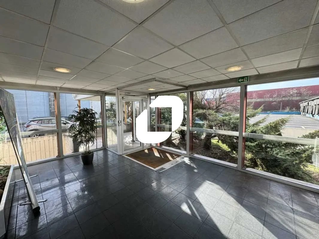 16 Rue Des Oliviers, Thiais à louer Hall d’entrée– Image 1 sur 29