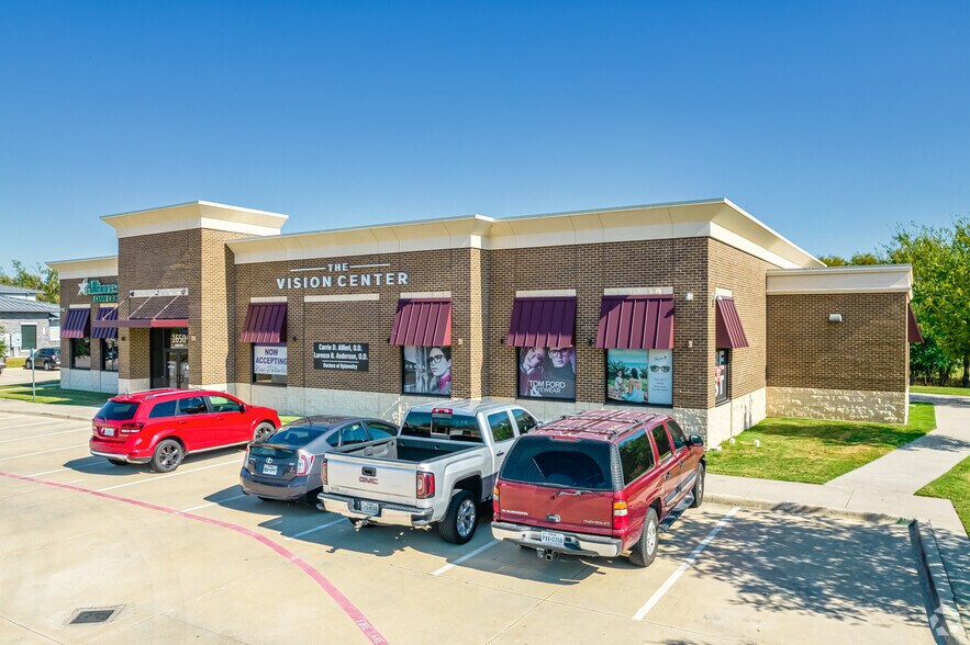 1650 N Lake Forest Dr, McKinney, TX à vendre - Photo de l’immeuble – Image 1 sur 4