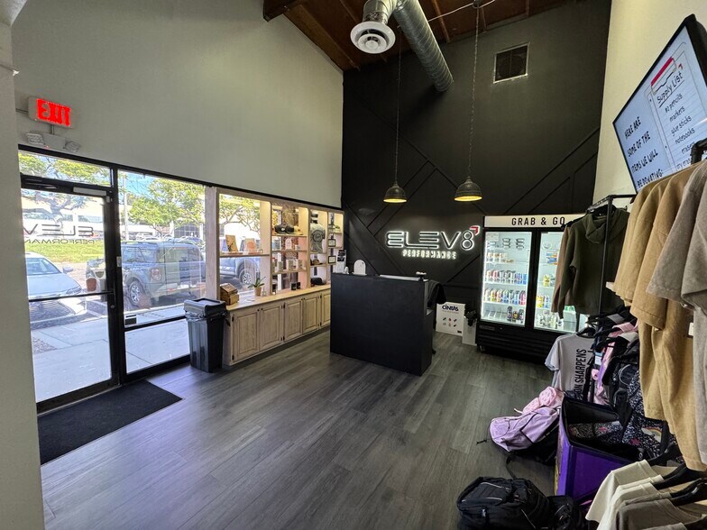 2950 Airway Ave, Costa Mesa, CA à vendre - Photo de l’immeuble – Image 2 sur 11