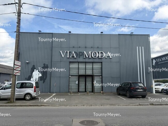 Plus de détails pour Local commercial à louer