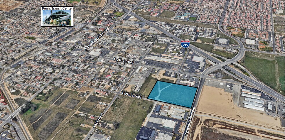 467 E 7th St, Perris, CA à vendre - Photo de l’immeuble – Image 2 sur 2