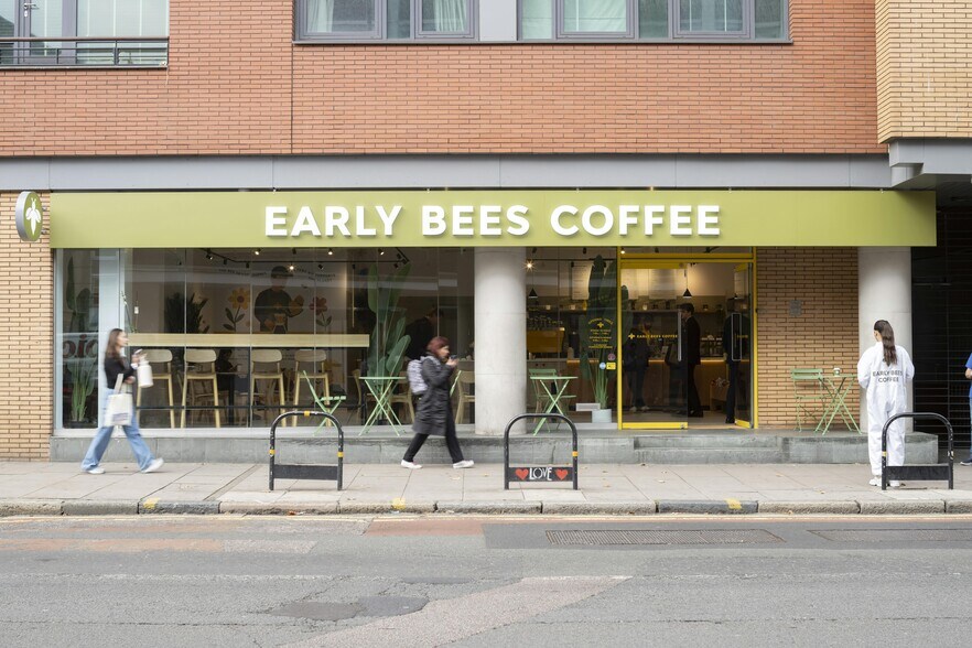 40-56 City Rd, Londres à vendre - Photo de l’immeuble – Image 2 sur 38