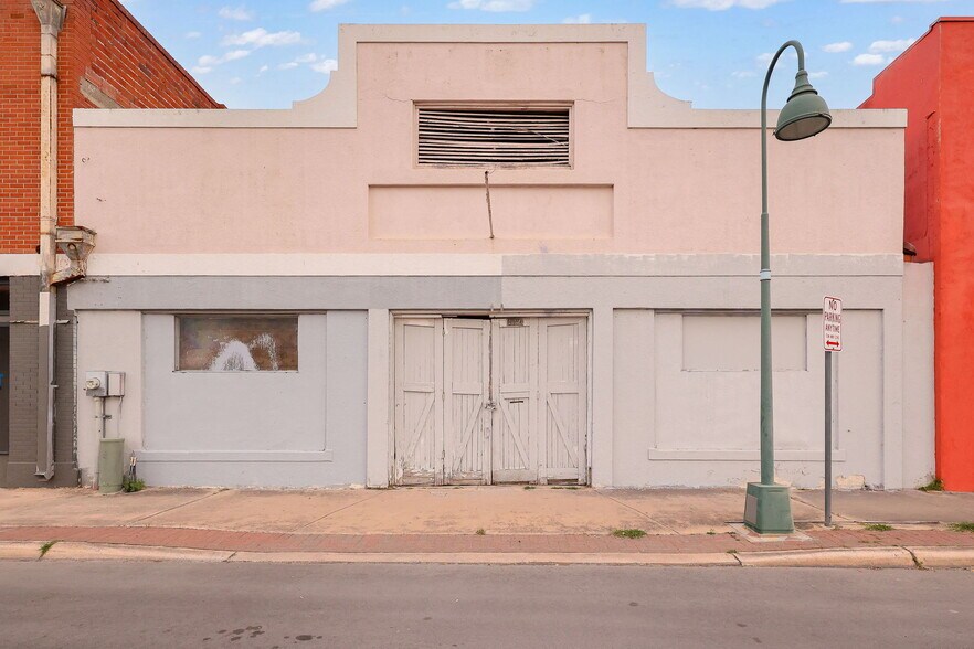 1714 S Saint Marys St, San Antonio, TX à louer - Photo de l’immeuble – Image 3 sur 51