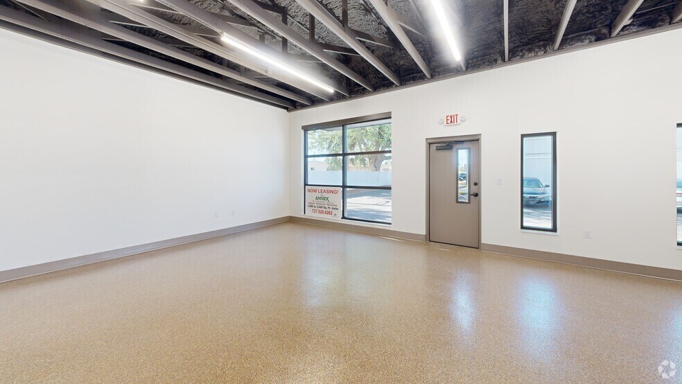 2340 State Rd 580, Clearwater, FL à louer - Numérisation 3D Matterport – Image 2 sur 31