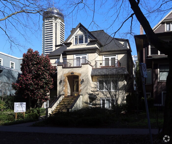 1357 Barclay St, Vancouver, BC à vendre - Photo de l’immeuble – Image 2 sur 10