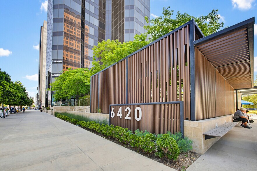 6420 Wilshire Blvd, Los Angeles, CA à louer - Photo de l’immeuble – Image 2 sur 12