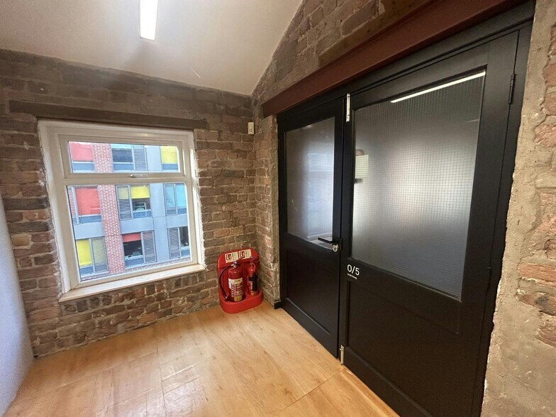 23 Roscoe St, Liverpool à louer - Photo de l’immeuble – Image 3 sur 12