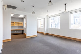 1447 Peachtree St NE, Atlanta, GA à louer Photo intérieure– Image 2 sur 3
