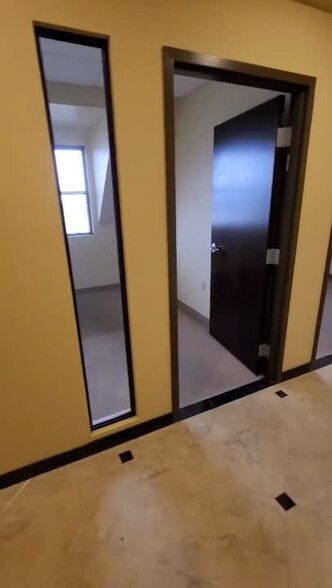 1311 S Main St, Mount Airy, MD à louer - Vidéo sur l’annonce professionnelle – Image 2 sur 16
