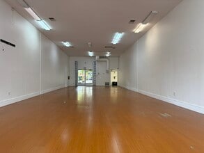 353-357 Main St, Los Altos, CA à louer Photo intérieure– Image 2 sur 13