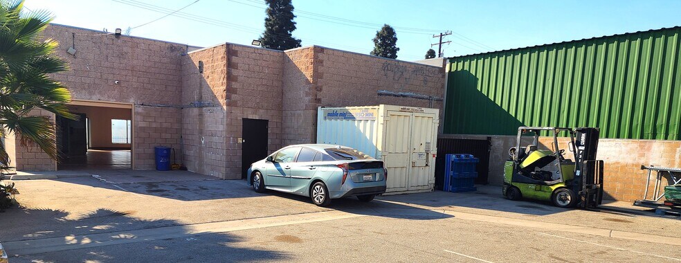 2547 E 57th St, Huntington Park, CA à vendre - Photo de l’immeuble – Image 2 sur 9